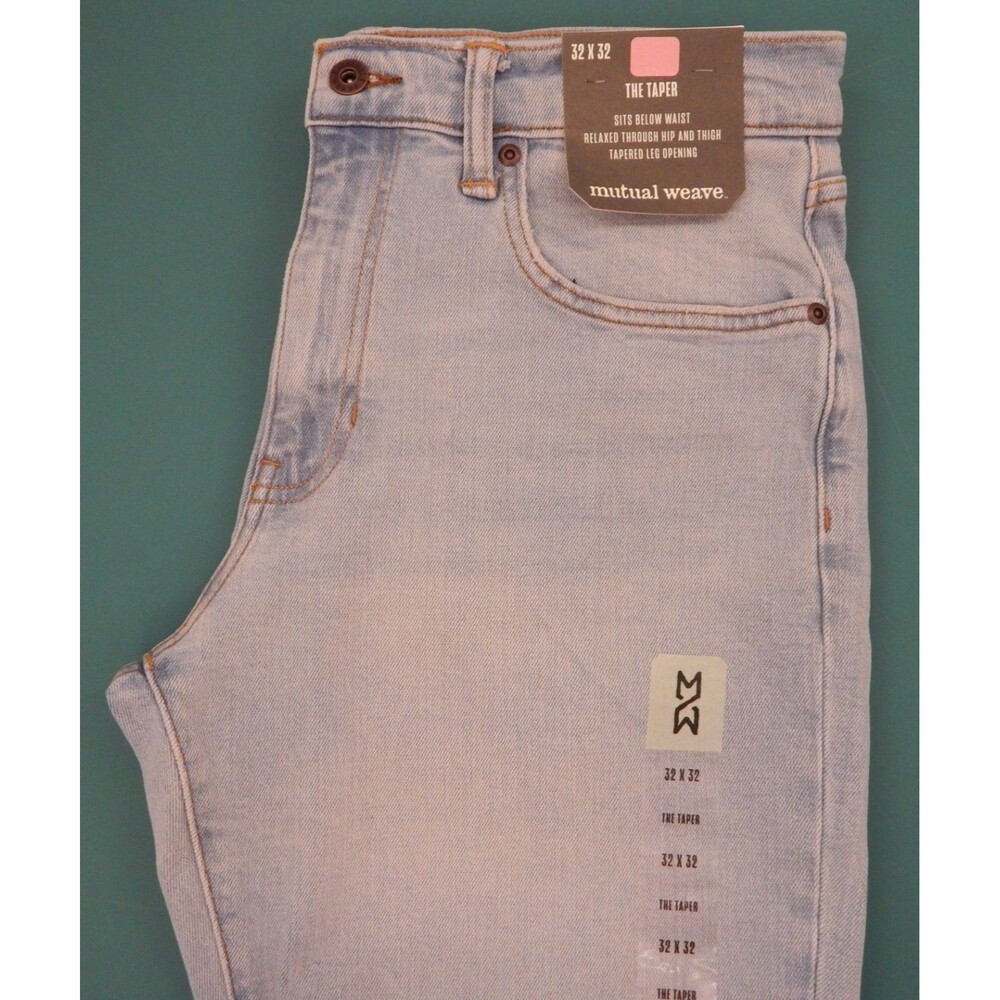 NWT Mutual Weave Jeans THE TAPER 32x32 Light Wash Distress Relaxed Hip & Thigh